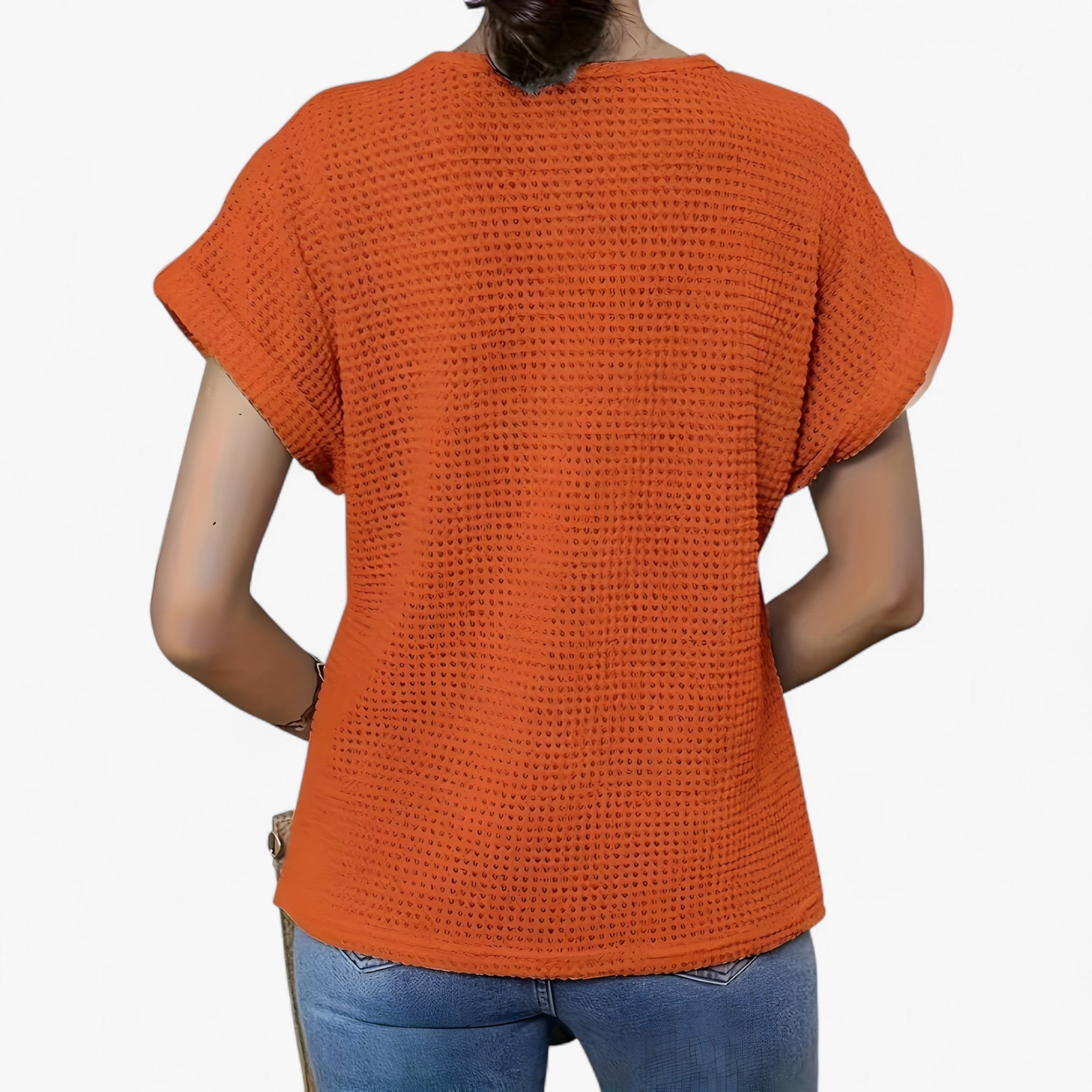 Blonde Top – Elegant og Komfortabel til Hverdag og Fest