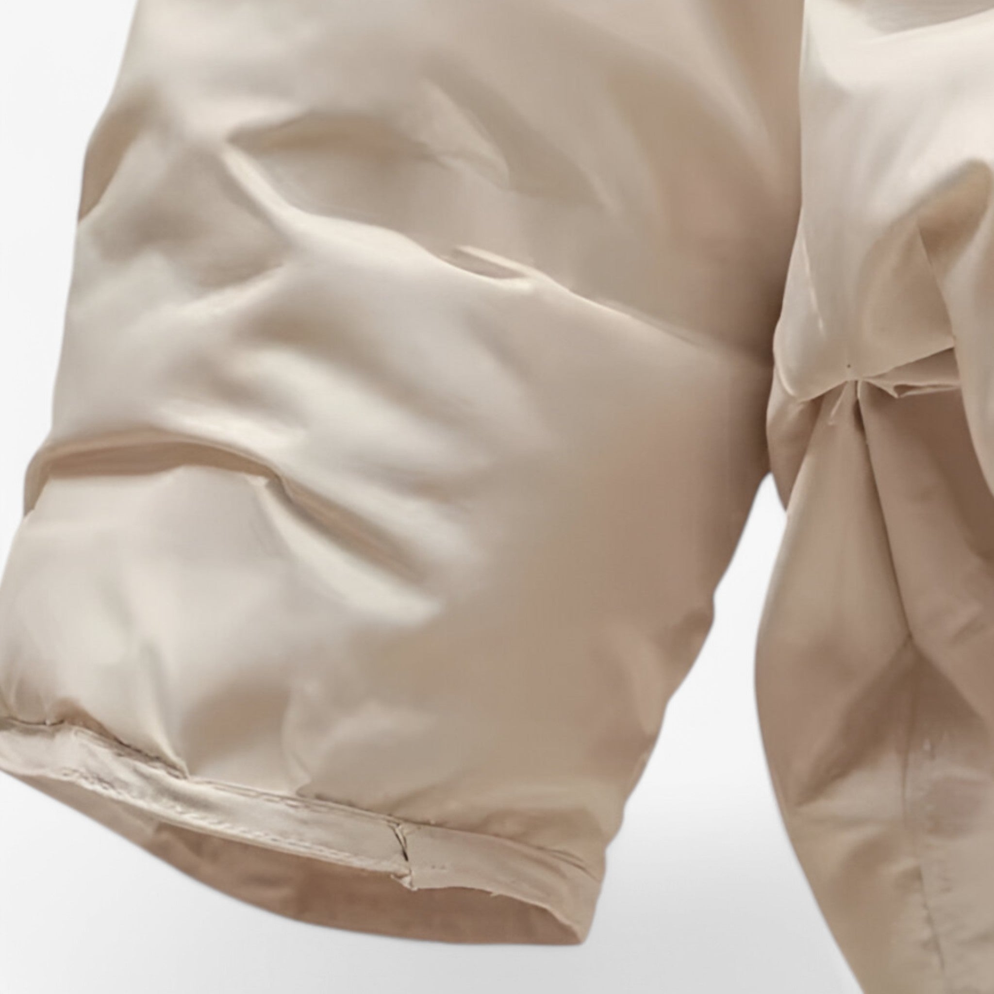 Hættetrøje-Jakke – Afslappet Stil med Ekstra Komfort