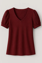 Elegant T-shirt – Puffærmer og Flatterende V-hals i Blød Bomuldsblanding