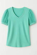 Elegant T-shirt – Puffærmer og Flatterende V-hals i Blød Bomuldsblanding