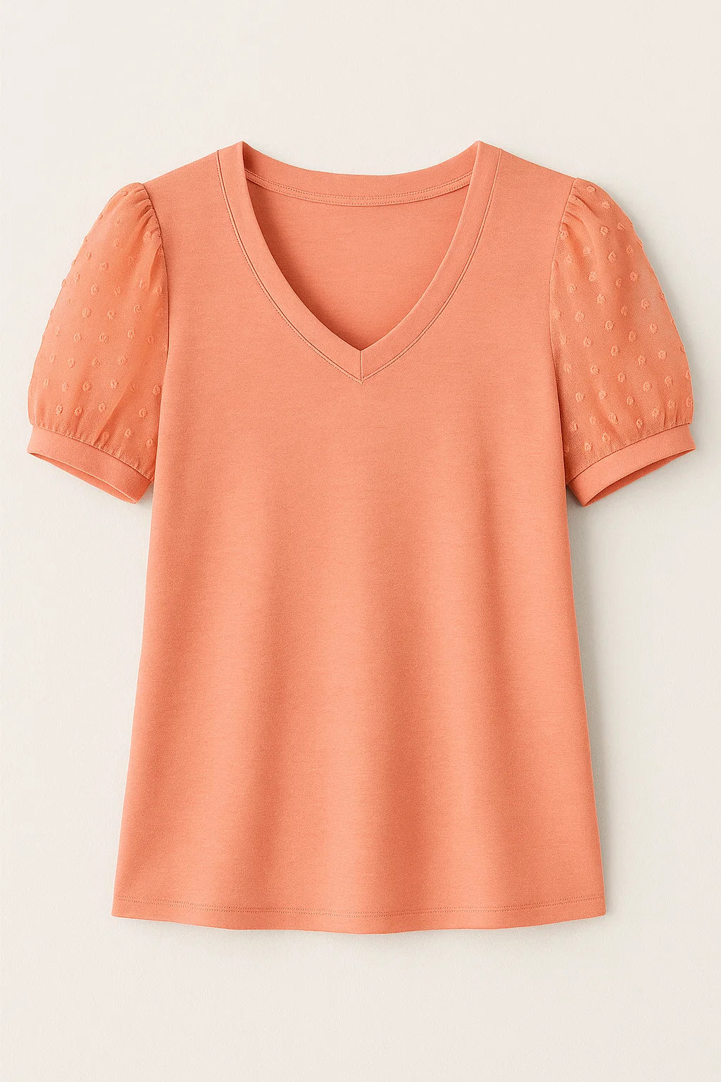Elegant T-shirt – Puffærmer og Flatterende V-hals i Blød Bomuldsblanding