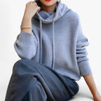 Striktrøje med Høj Krave – Varmt og Elegant Tilbehør til Vinteren